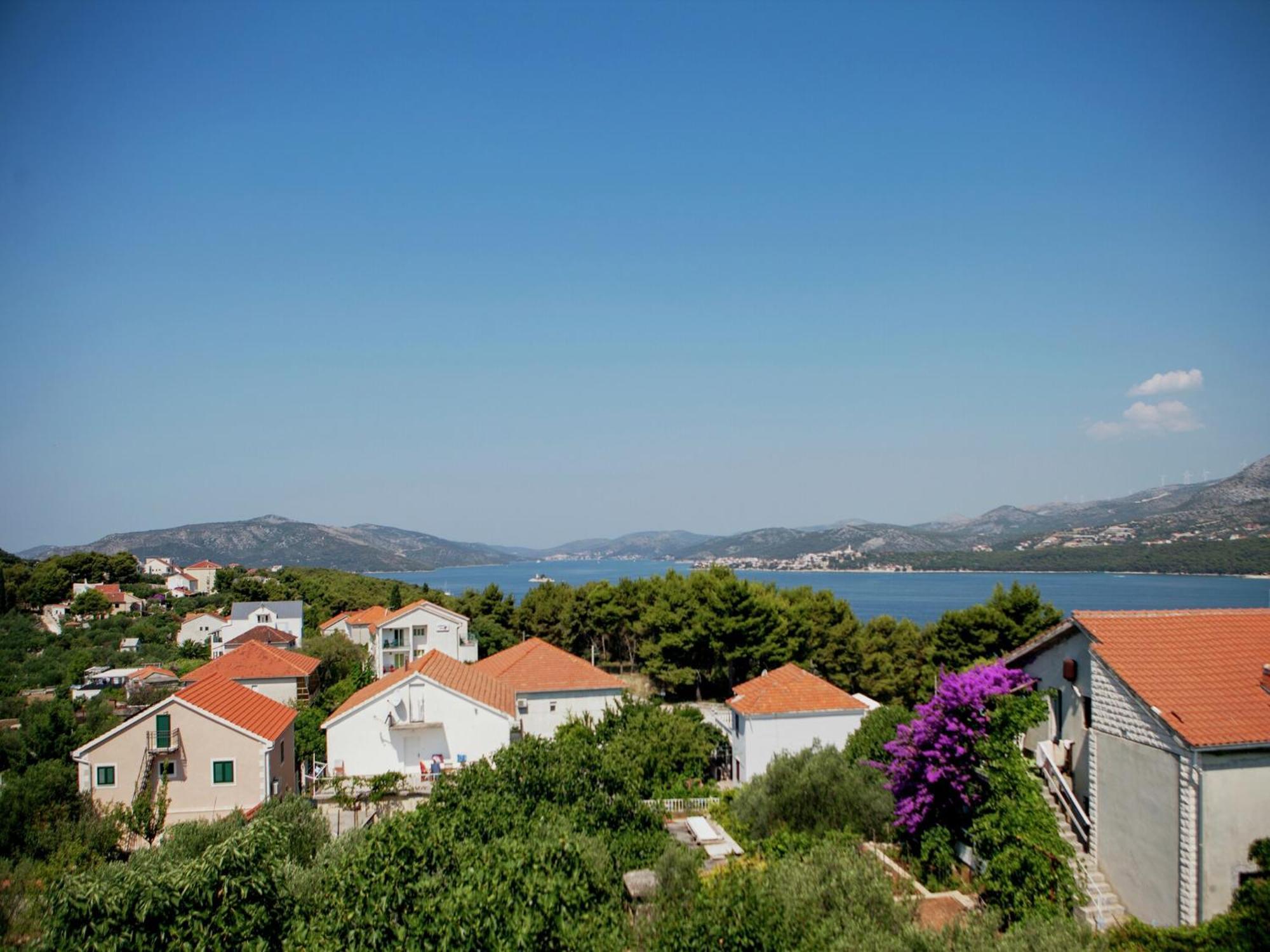 Sea View Apartment In Okrug Donji With Balcony Donji Okrug Exterior foto